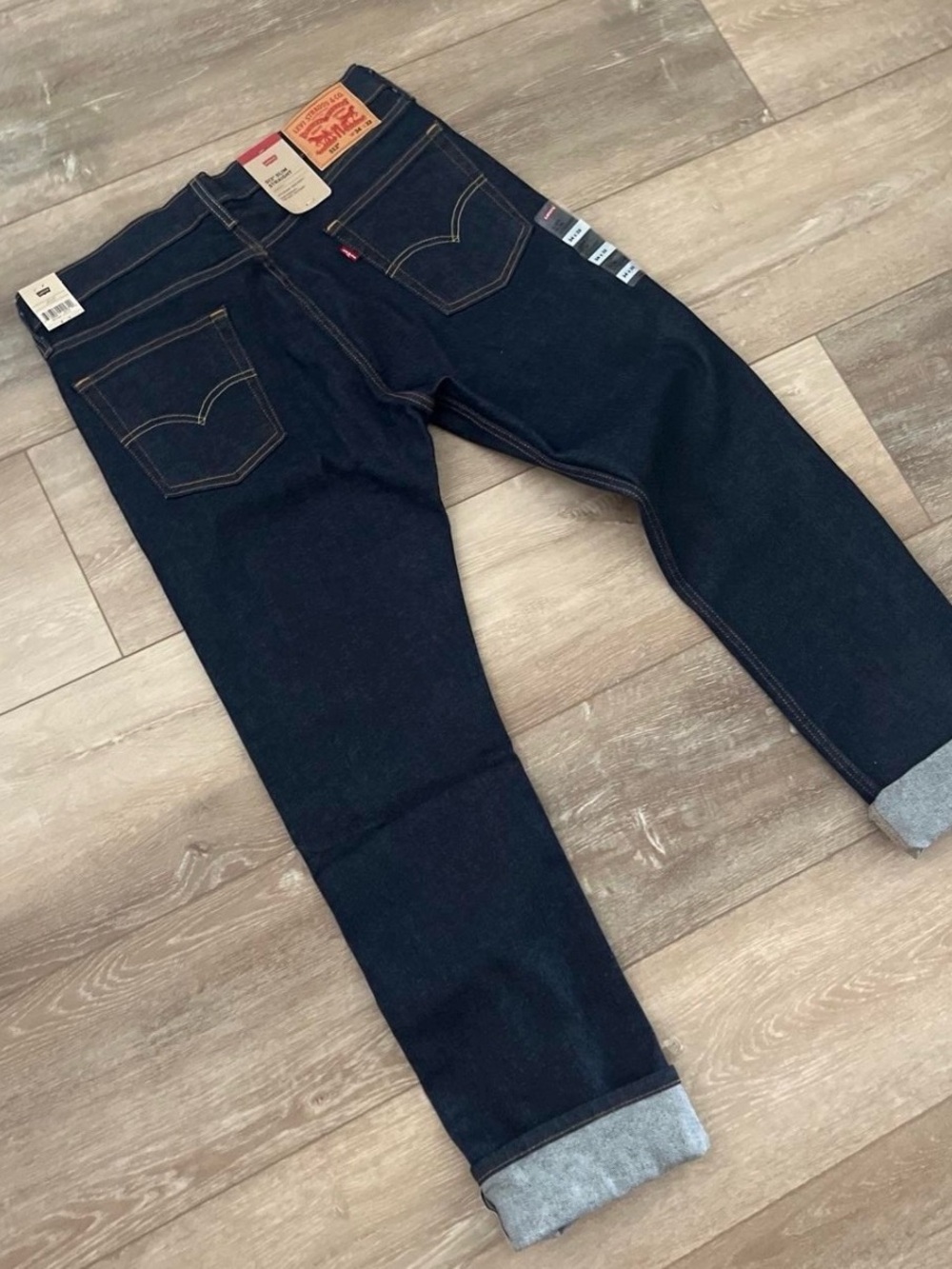 Levi’s 513 - Picture 3 of 3